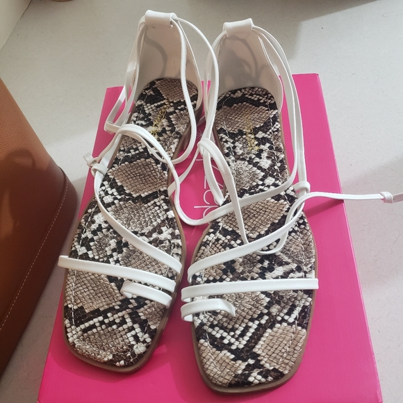 NEW White/Snakeskin Ankle Wrap Sandals - Picture 2 of 2
